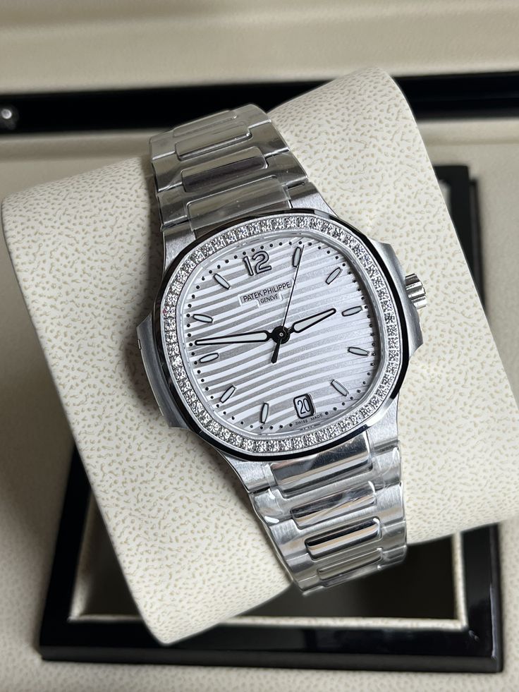 Patek Philippe Nautilus Ladies' Automatic