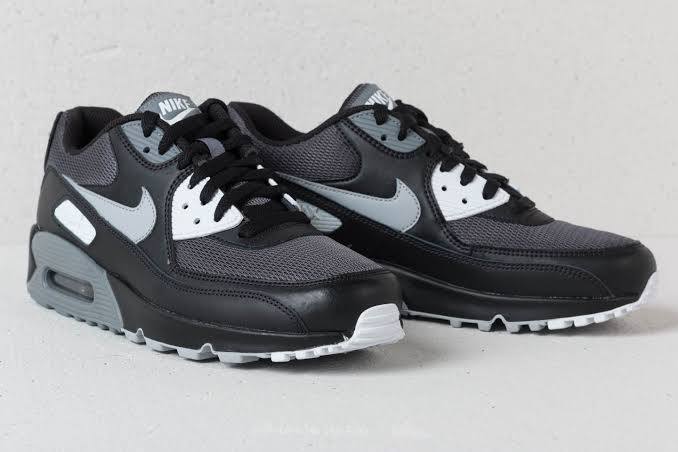 Nike Air Max 90 "Black Wolf Grey