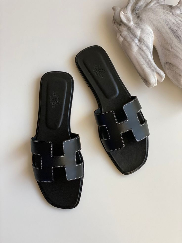 Hermès Oran Sandals