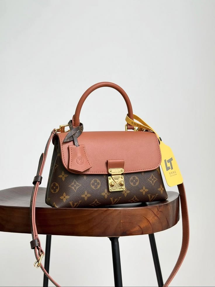 Louis Vuitton Madeleine BB Bag