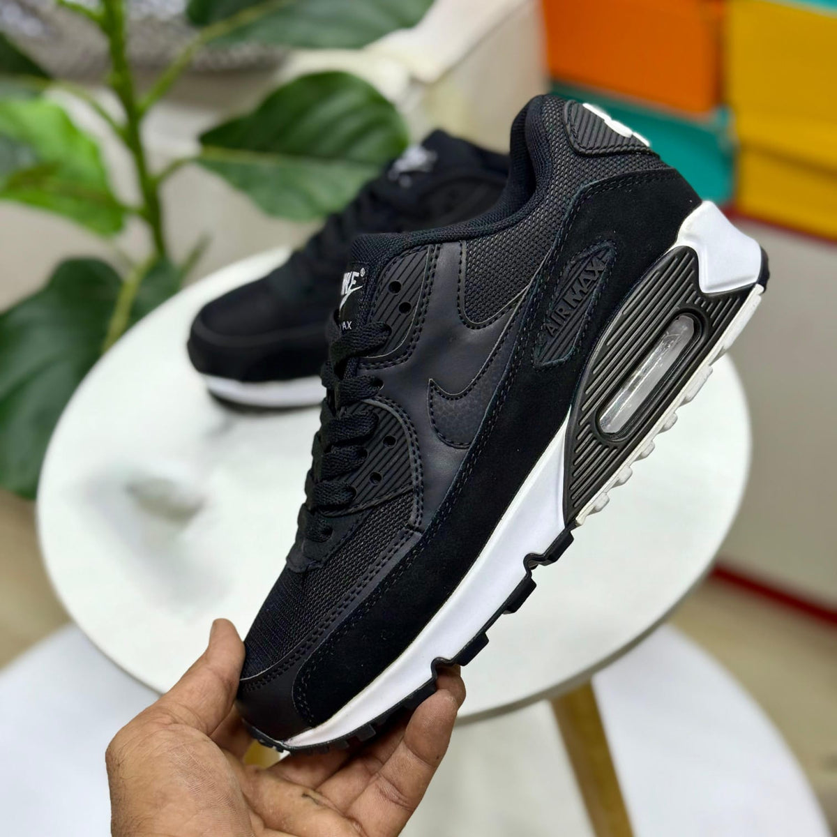 Nike Air Max 90 Essential "Black White"