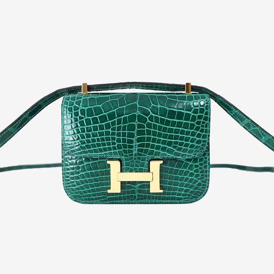 Hermès Vert Emerald Shiny Alligator/Crocodile Constance 24 with Gold Hardware