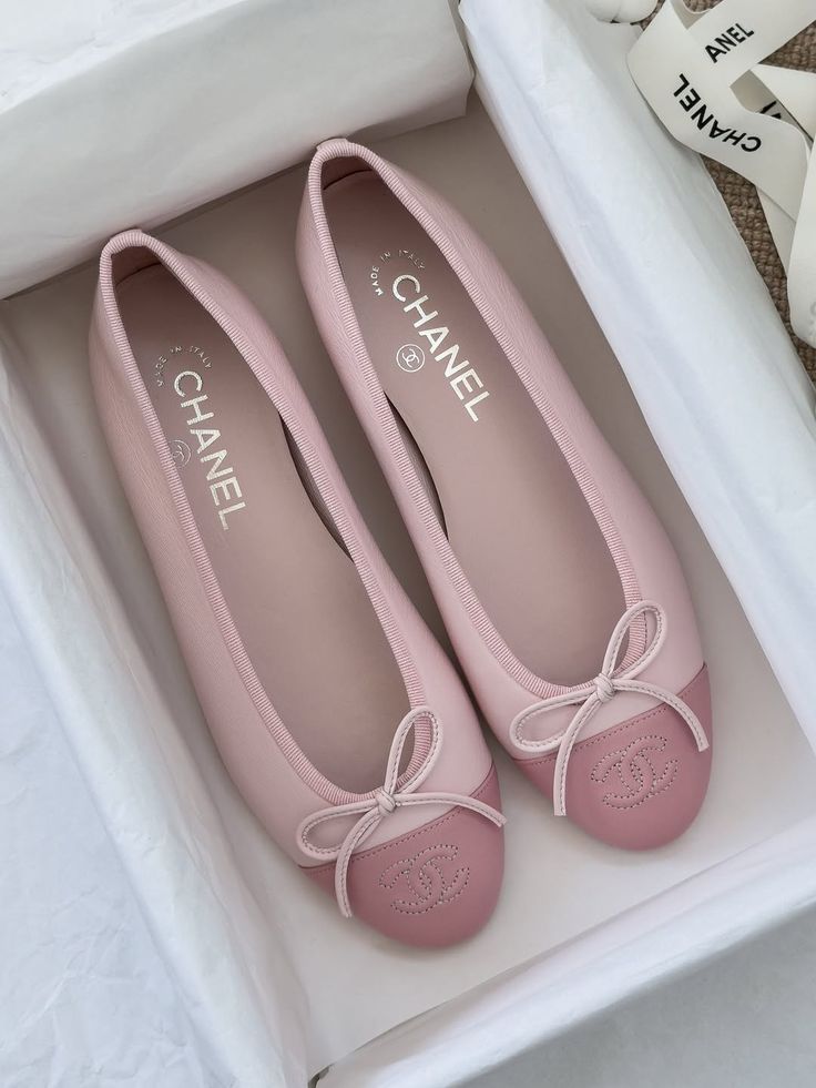 Chanel Lambskin Beige & Black Ballet Flats